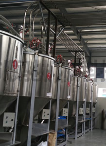 一拖六吸料機